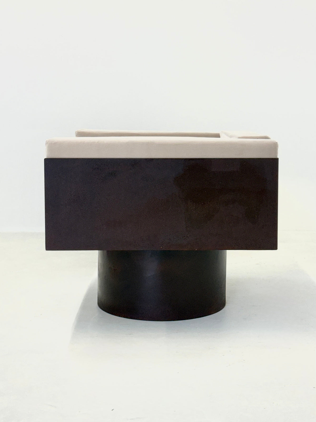 Sculptural Italian metal lounge chair — alternate view
