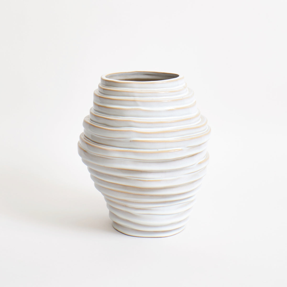 Alfonso Vase Brick — side view of textured ceramic surface