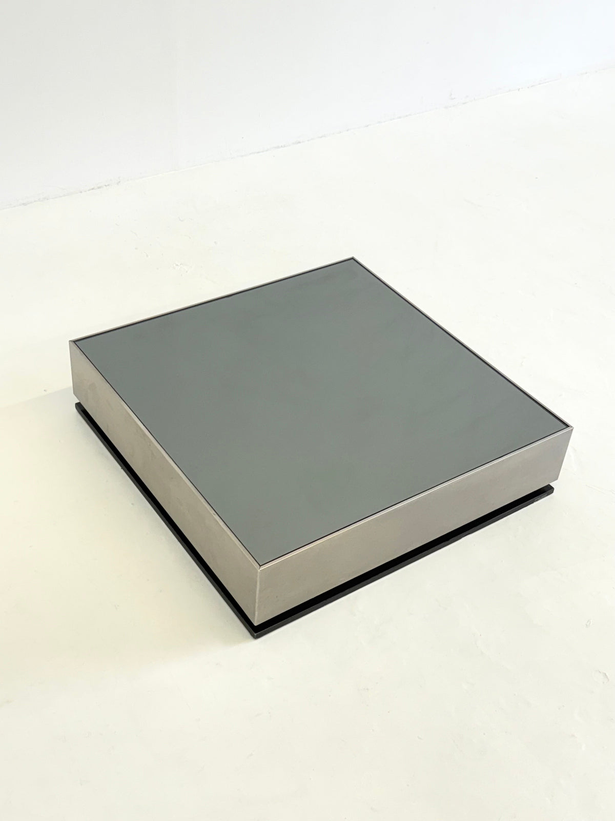 Giovanni Ausenda coffee table NY FORM mirror glass — alternate view