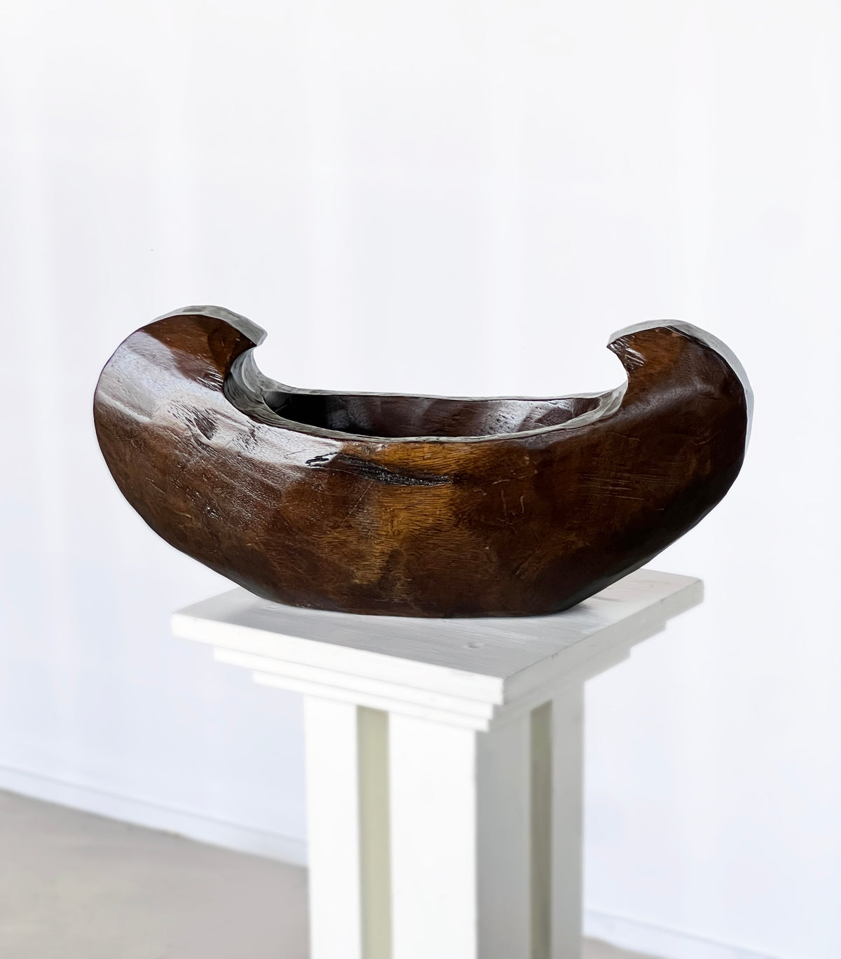 Hand-Carved Japanese Crescent Bowl — detail view