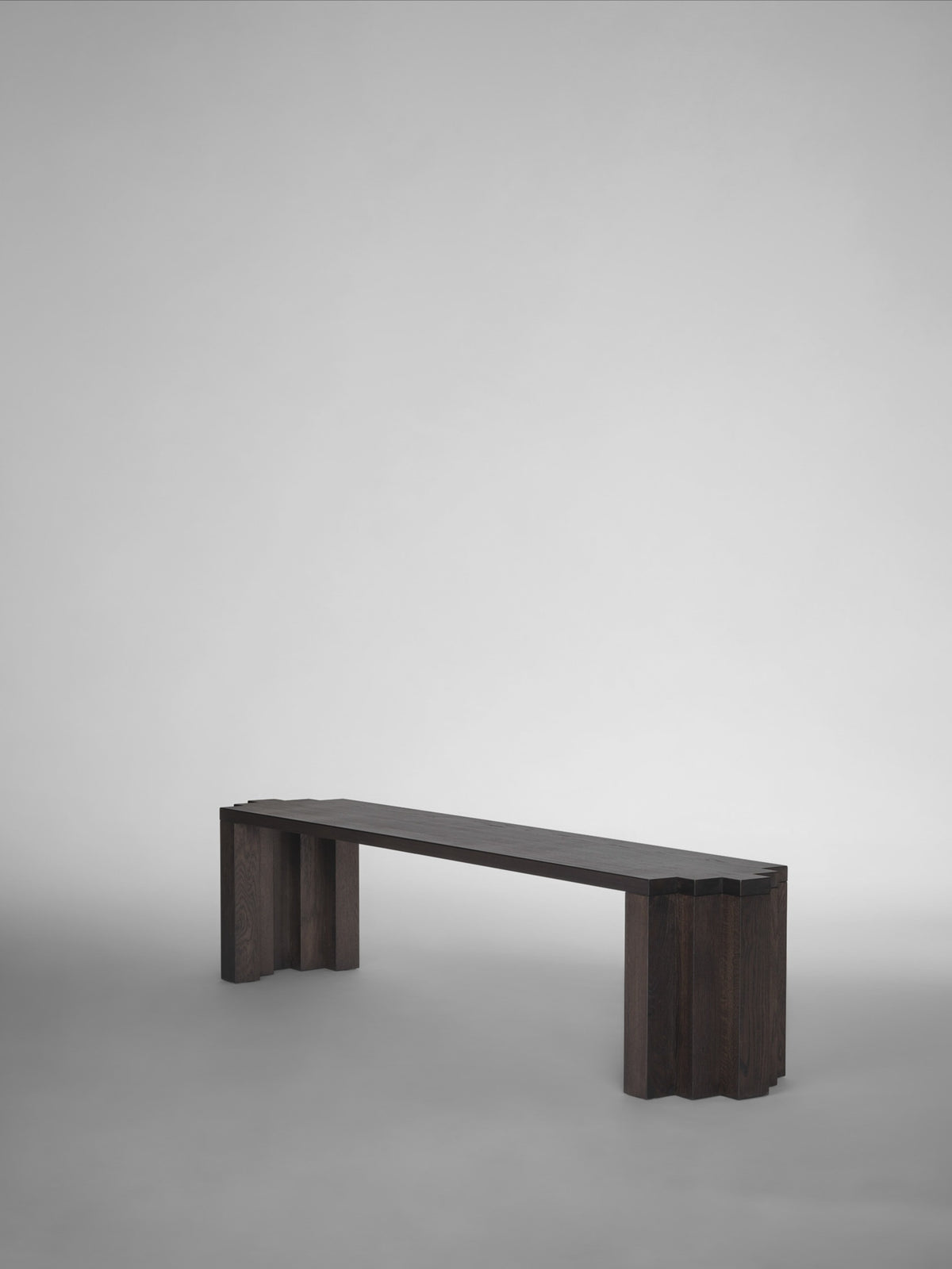 Cadence Bench — detail view