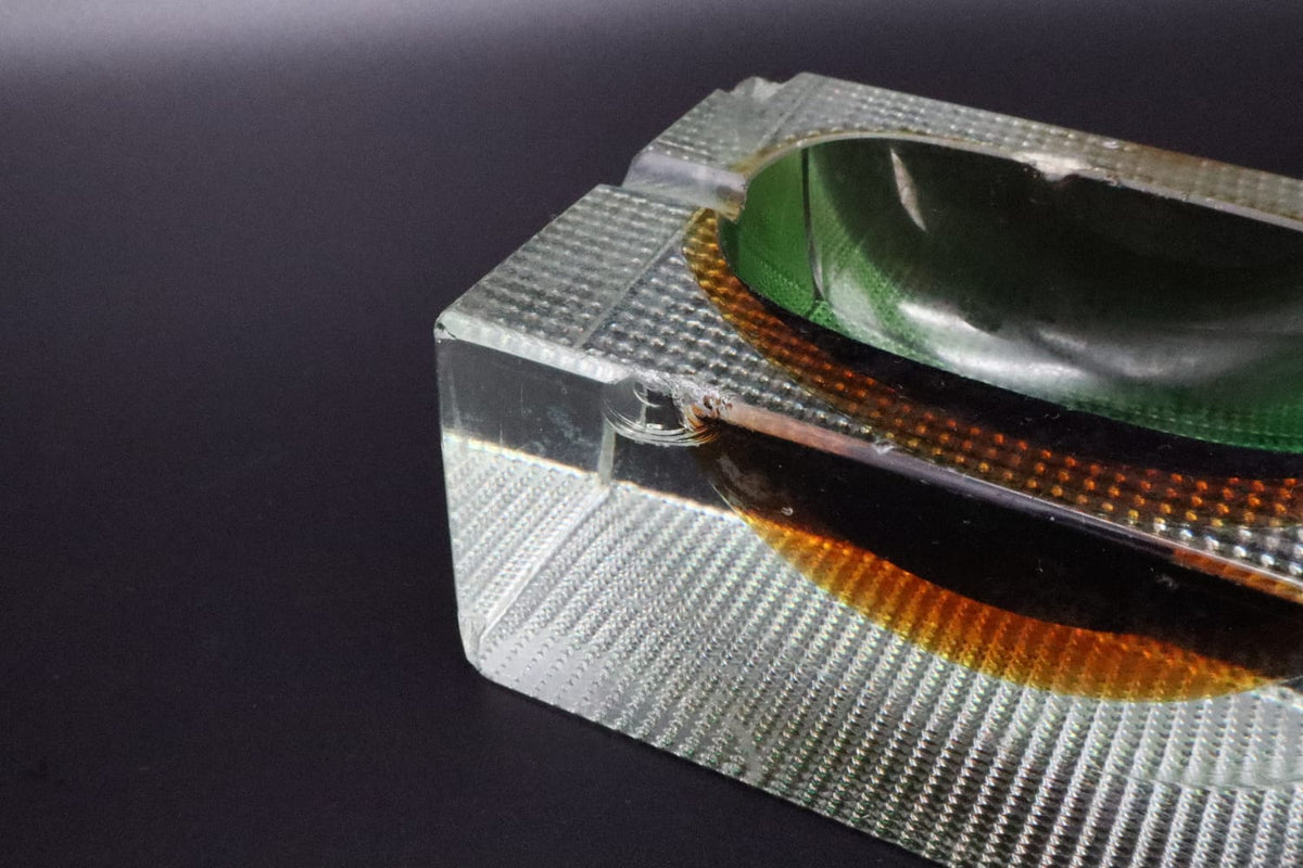 Mid-Century Murano Glass "Sommerso" Ashtray by Flavio Poli for Seguso – Italy, 1960s — close-up