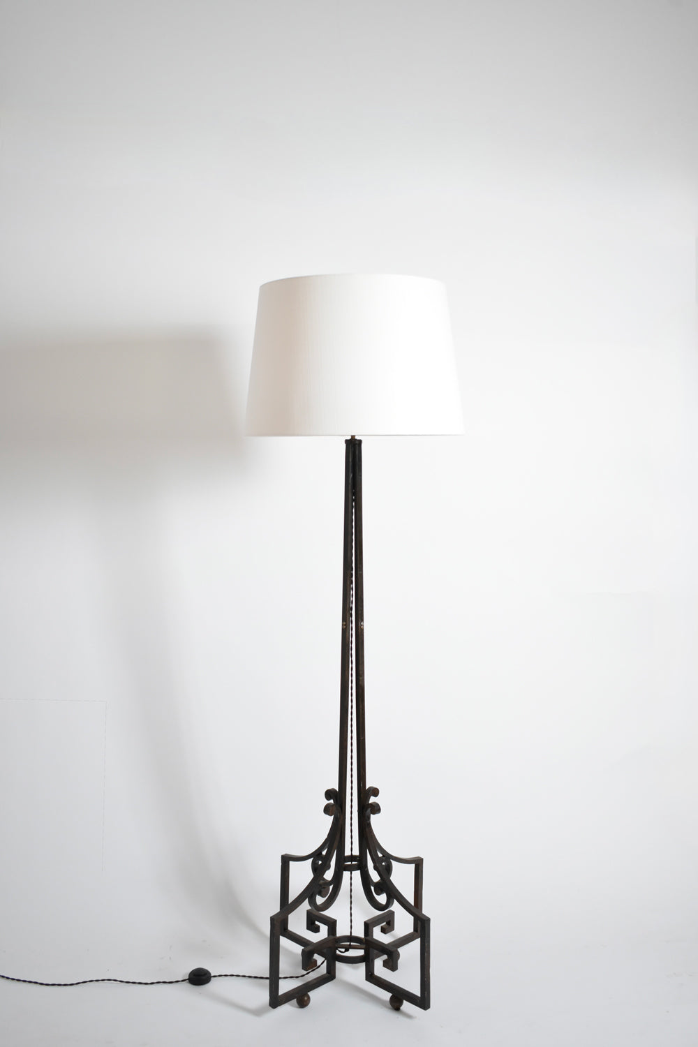 Neoclassical Wrought Iron Floor Lamp, 1960s — detail view