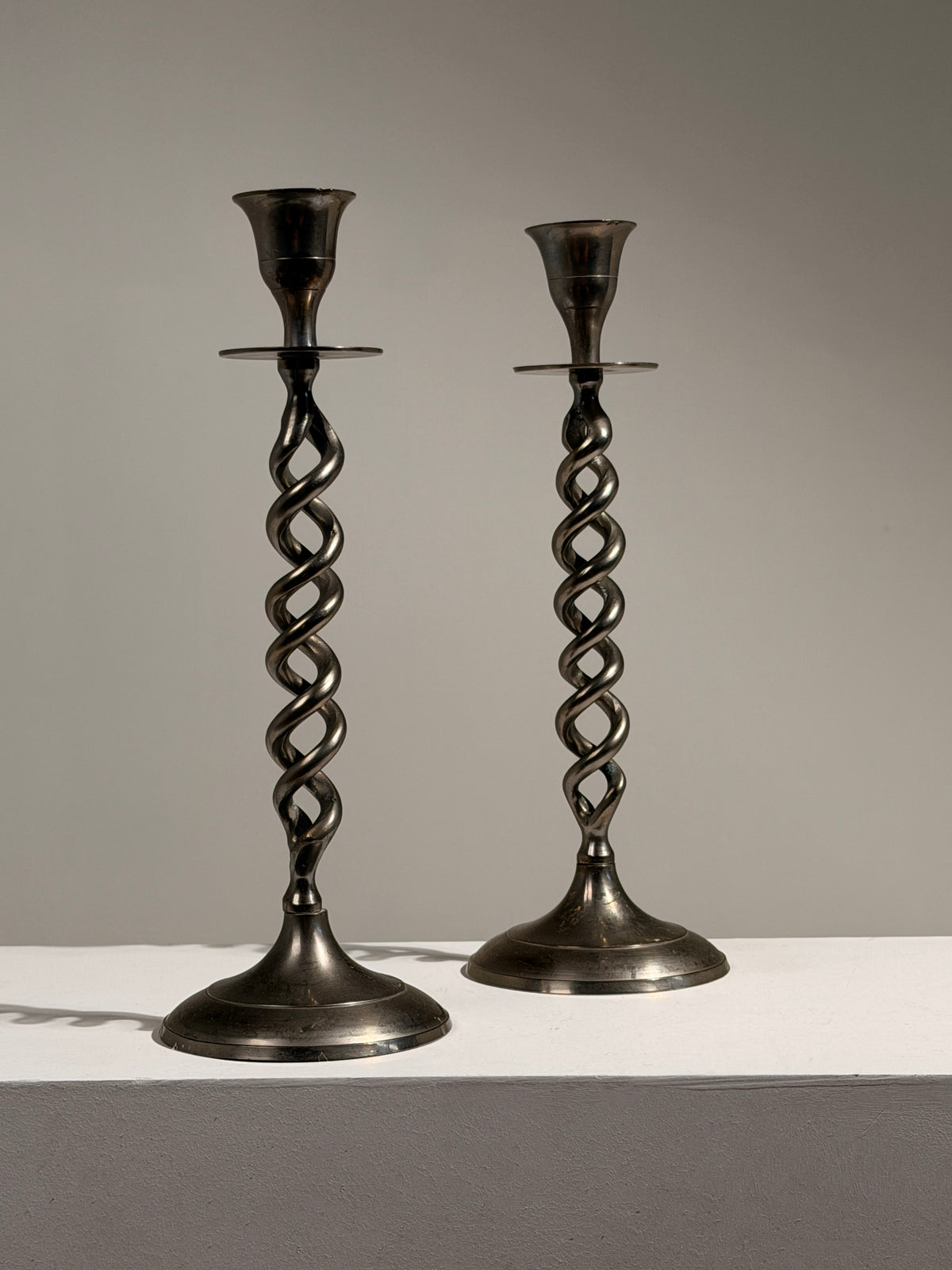 Pair of Art Deco style candlesticks by Figuresdesign | The Oblist
