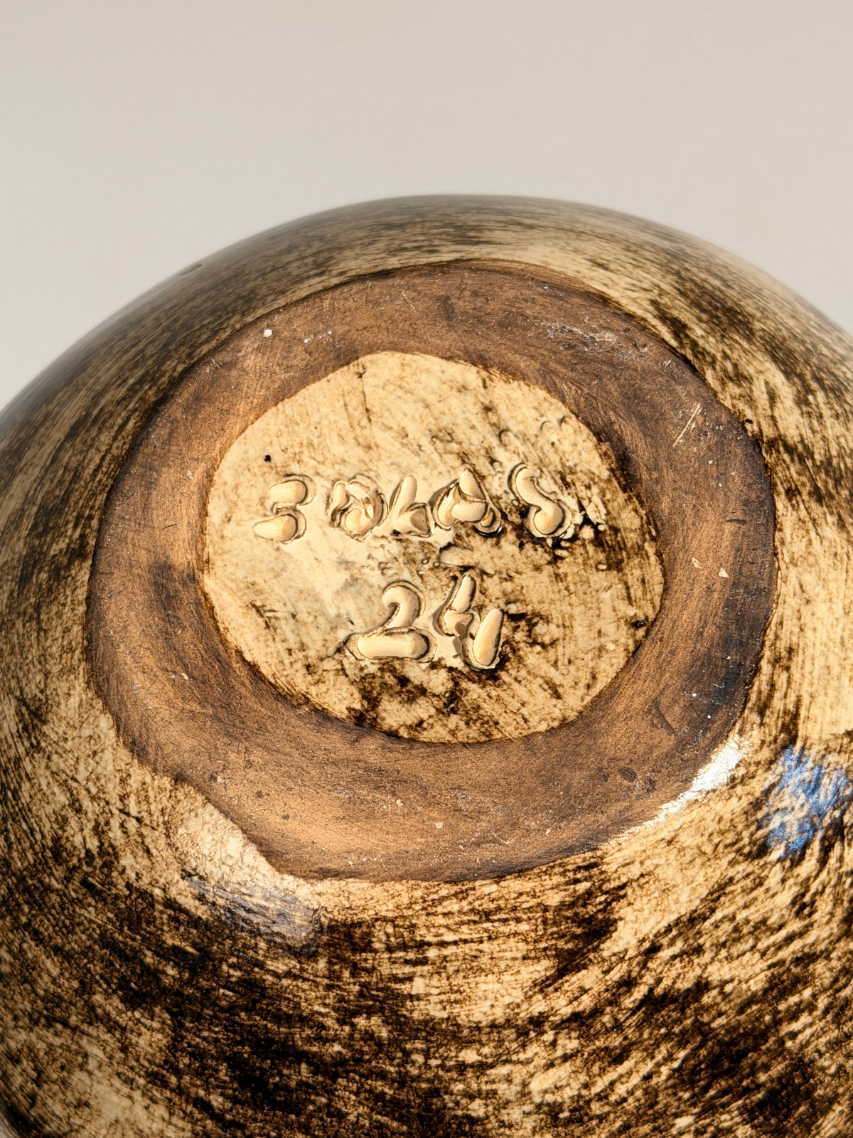 Rare ceramic vase by Max Idlas, France, circa 1960 — close-up