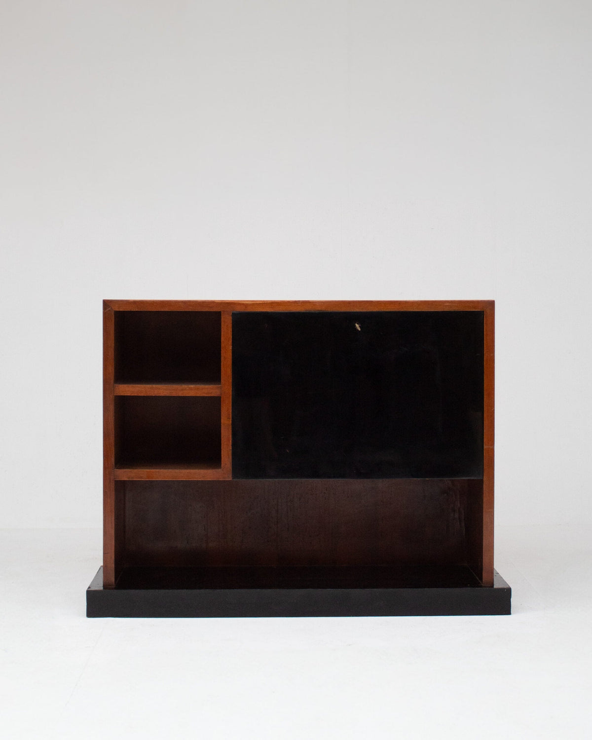 Art Deco Wooden Cabinet with Black Lacquered Door by Malata Antwerp | The Oblist