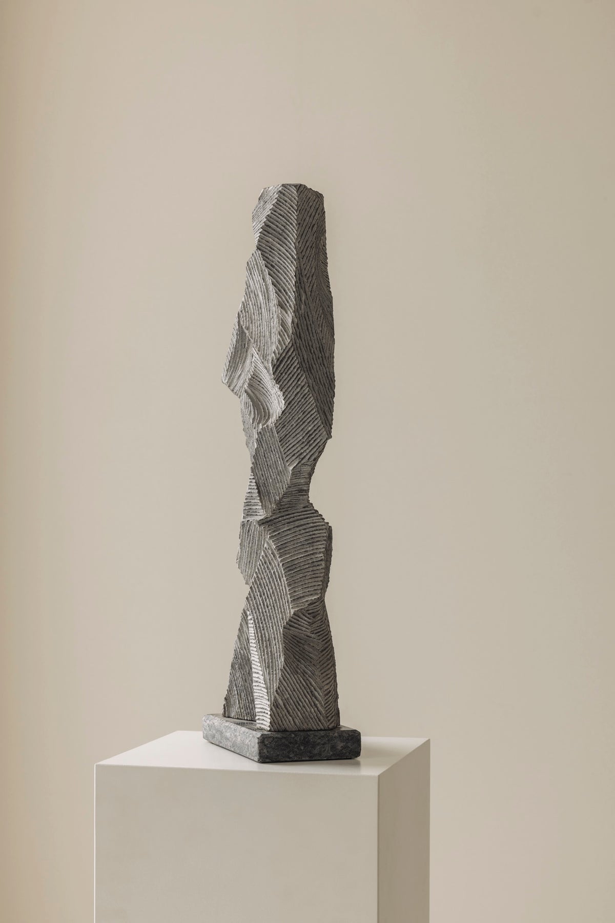 Abstract sculpture Carved from natural stone by Marc Verdoodt, Belgium 1980s. — view 9