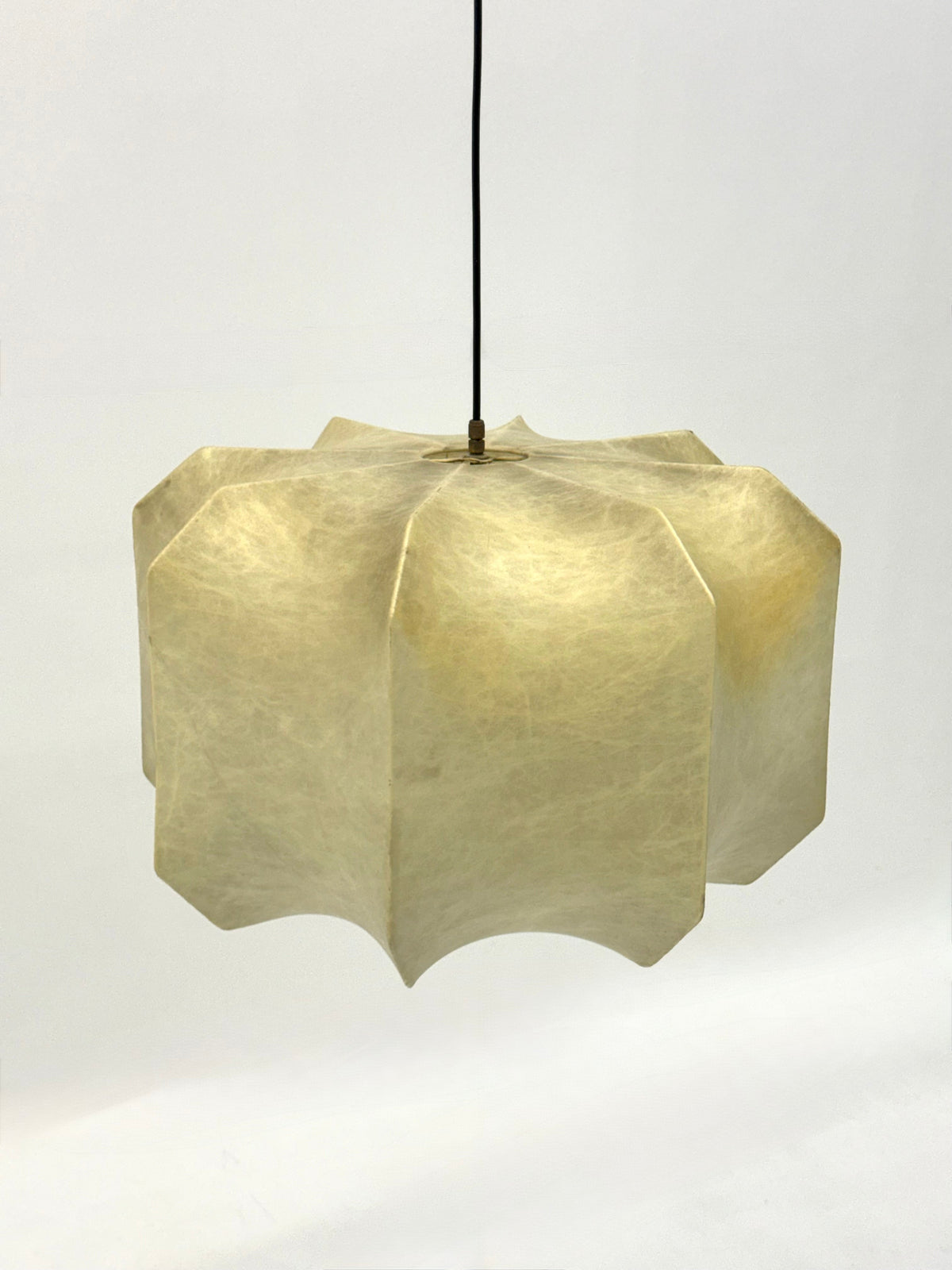 Achille & Pier Giacomo Castiglioni Cocoon lamp — view 12