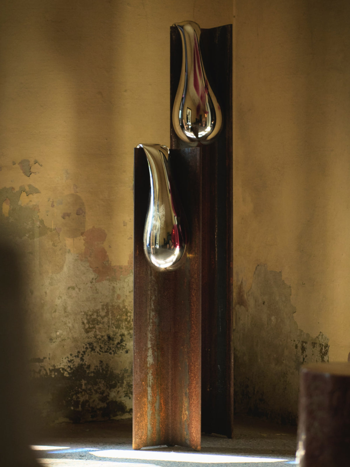 'Vital Friction' Floor Sculpture by Lisa Sacco by ZAROLAT | The Oblist