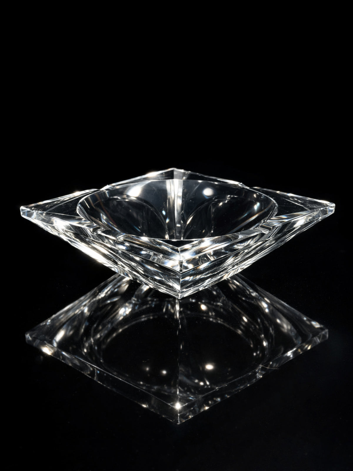 Large Crystal Glass Vide-poches - 1980s by Dodo Vintage | The Oblist — clear glass material