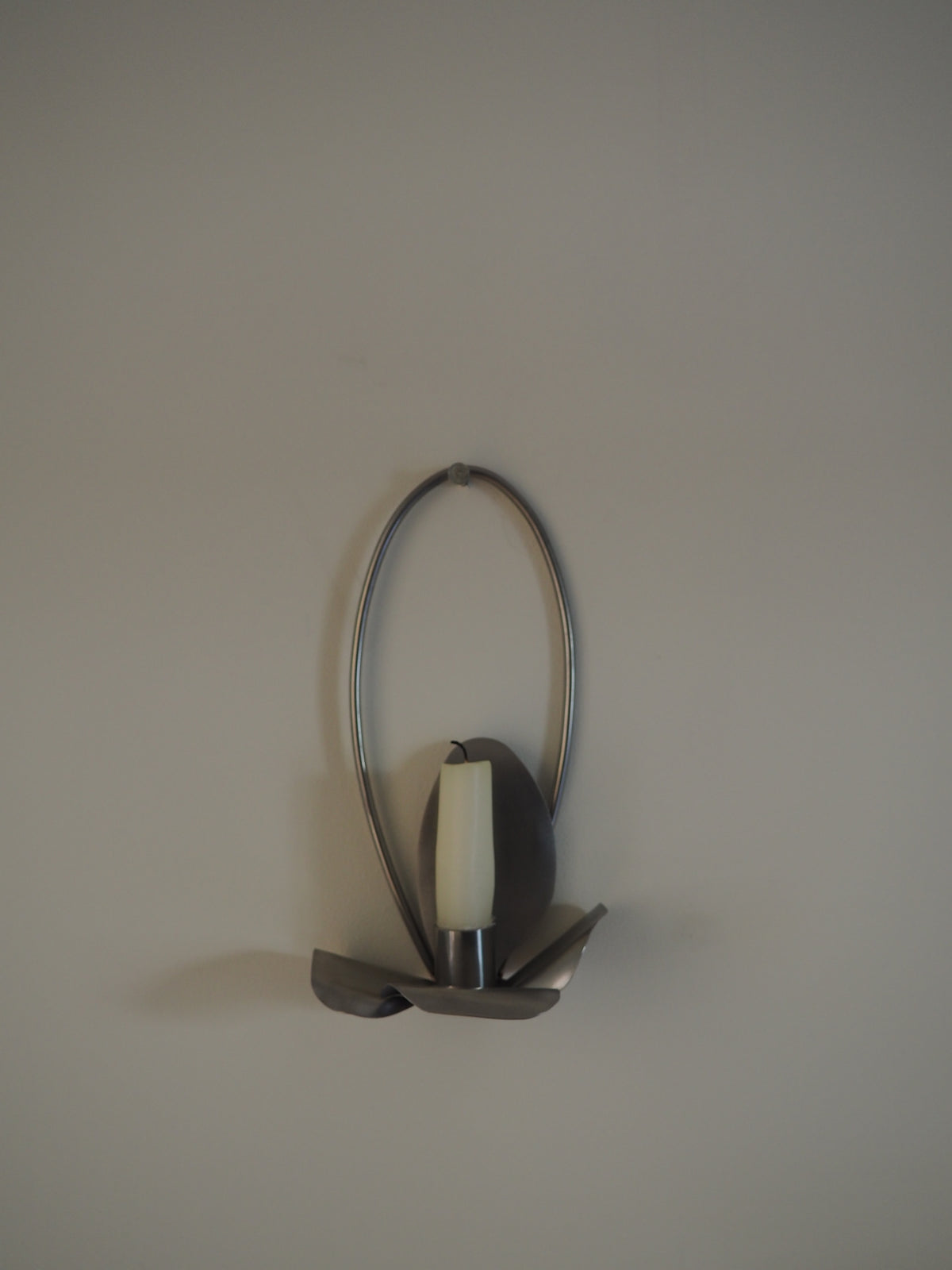 PETALE CANDLEHOLDER by The Good Living&Co. | The Oblist