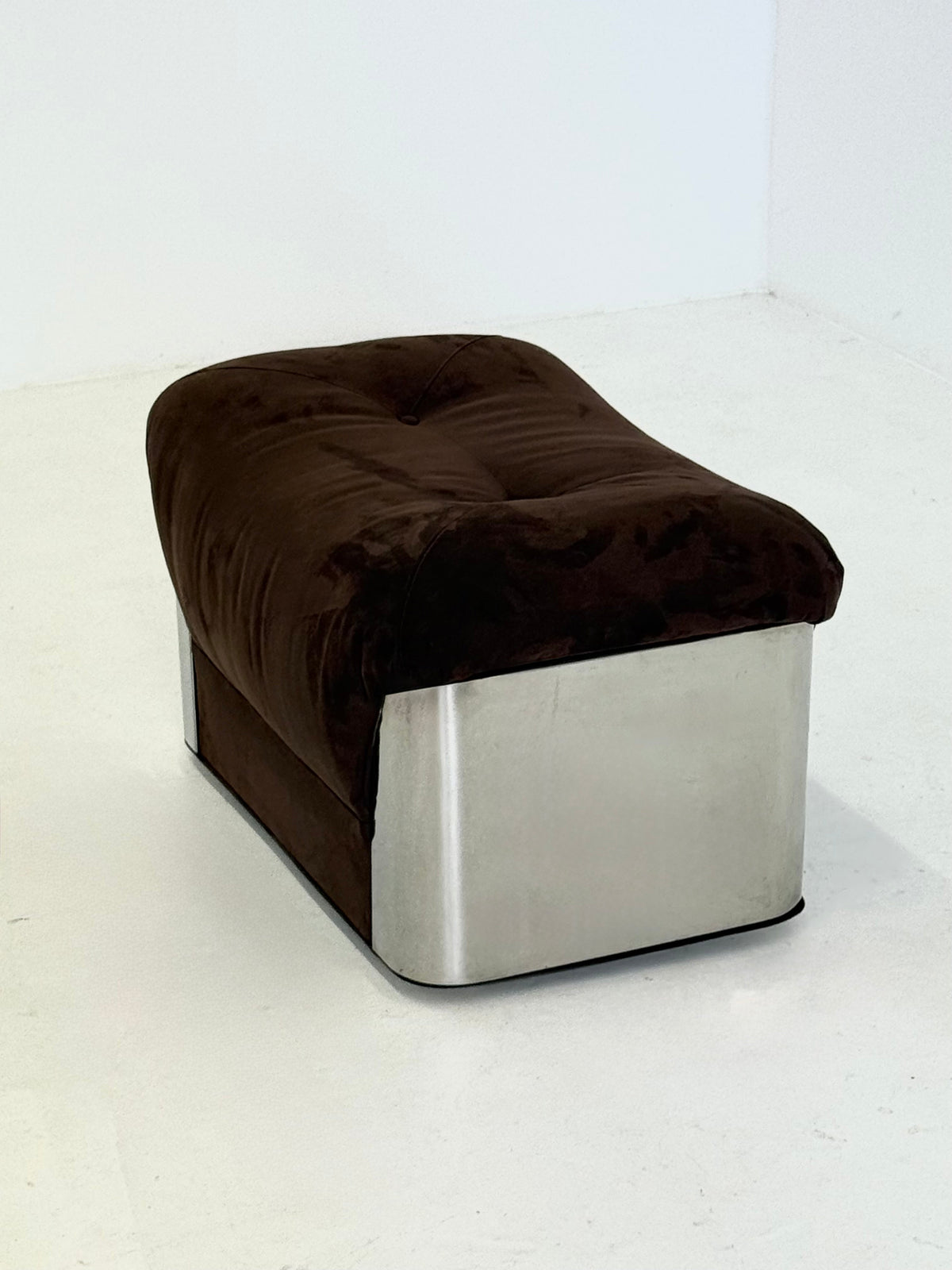 Gian Pietro Arosio Space Age stool by Wintage | The Oblist