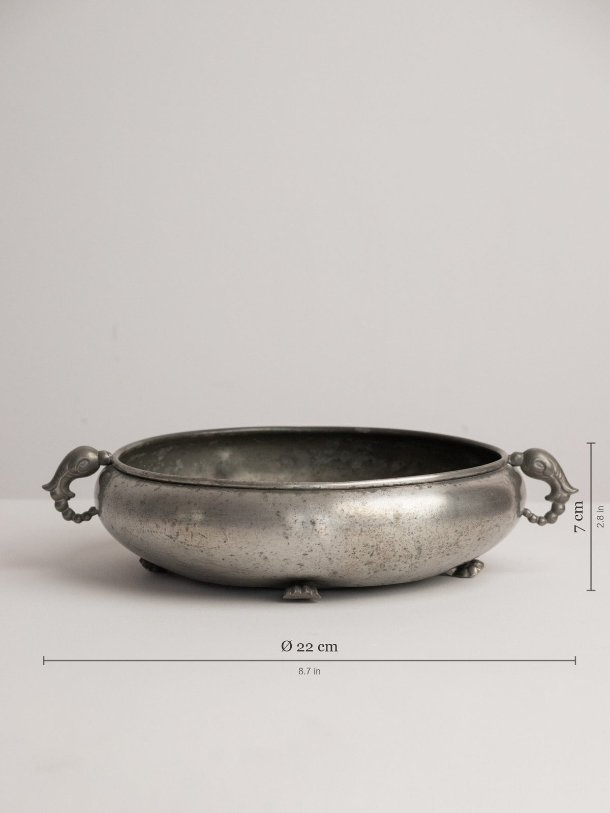 Footed Pewter Bowl with Bird or Dolphin Head Handles, Swedish Grace and Art Deco Idiom, 1930s — detail view