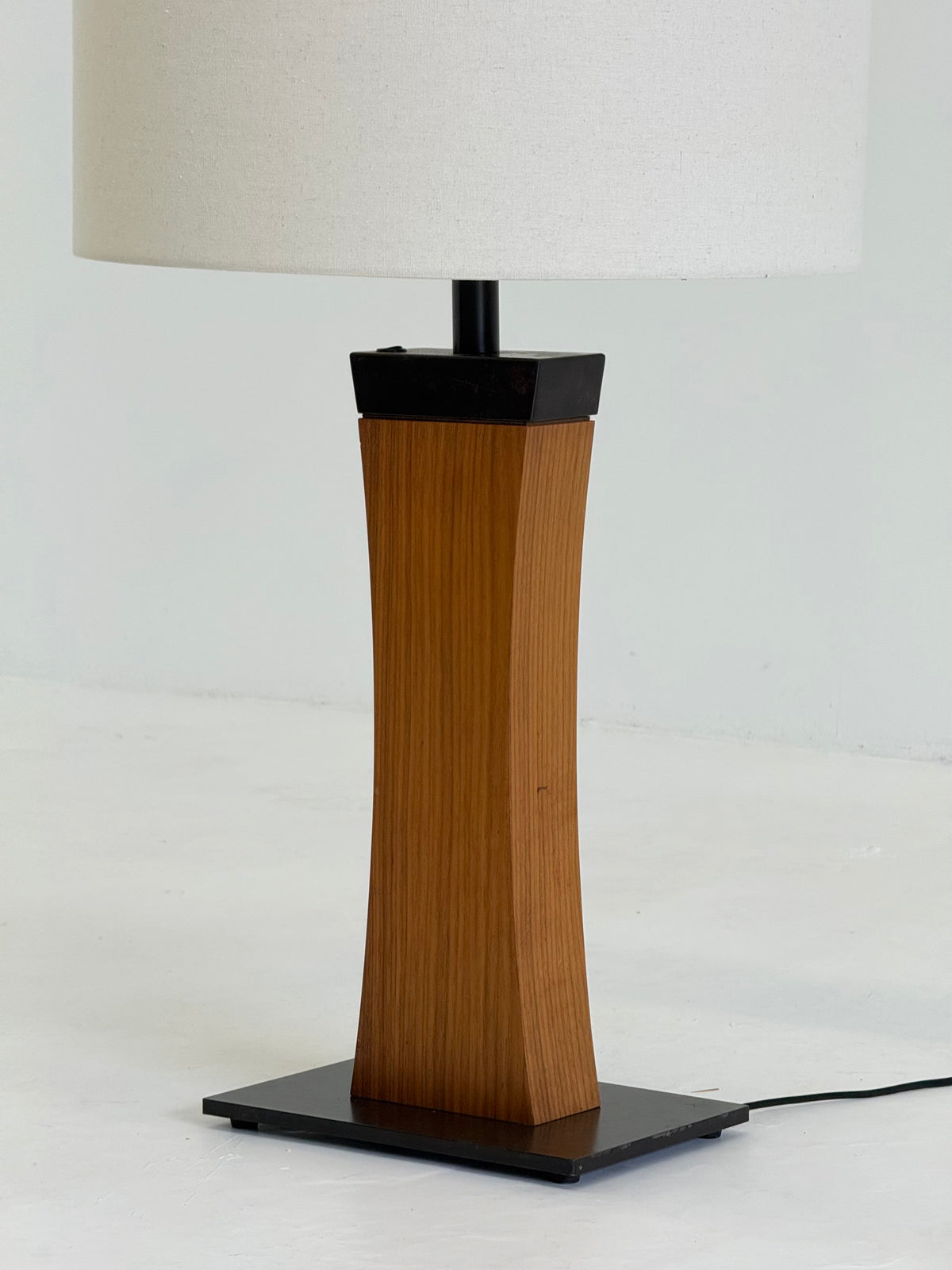 Italian Mid Century teak table lamp — additional view