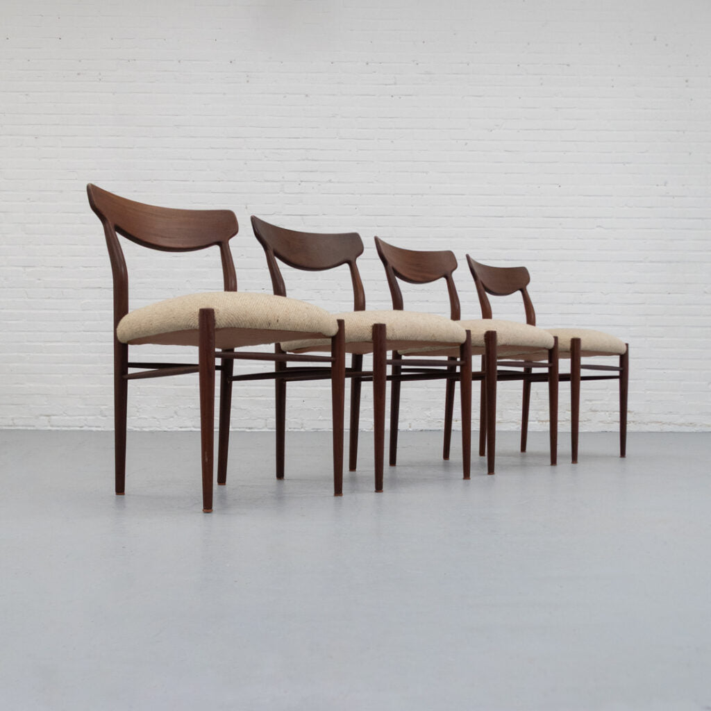 Set of 4 Dining Chairs by Lübke, 1960s — lifestyle setting