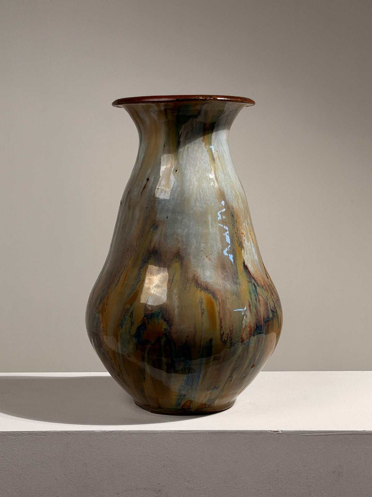 Large ceramic vase by Léon Lempereur, France, circa 1920 — detail view
