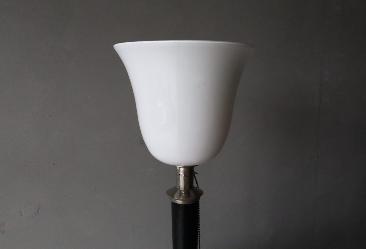 Art Deco ‘Lampe Mazda’ Table Lamp – France, 1920-1930 — close-up