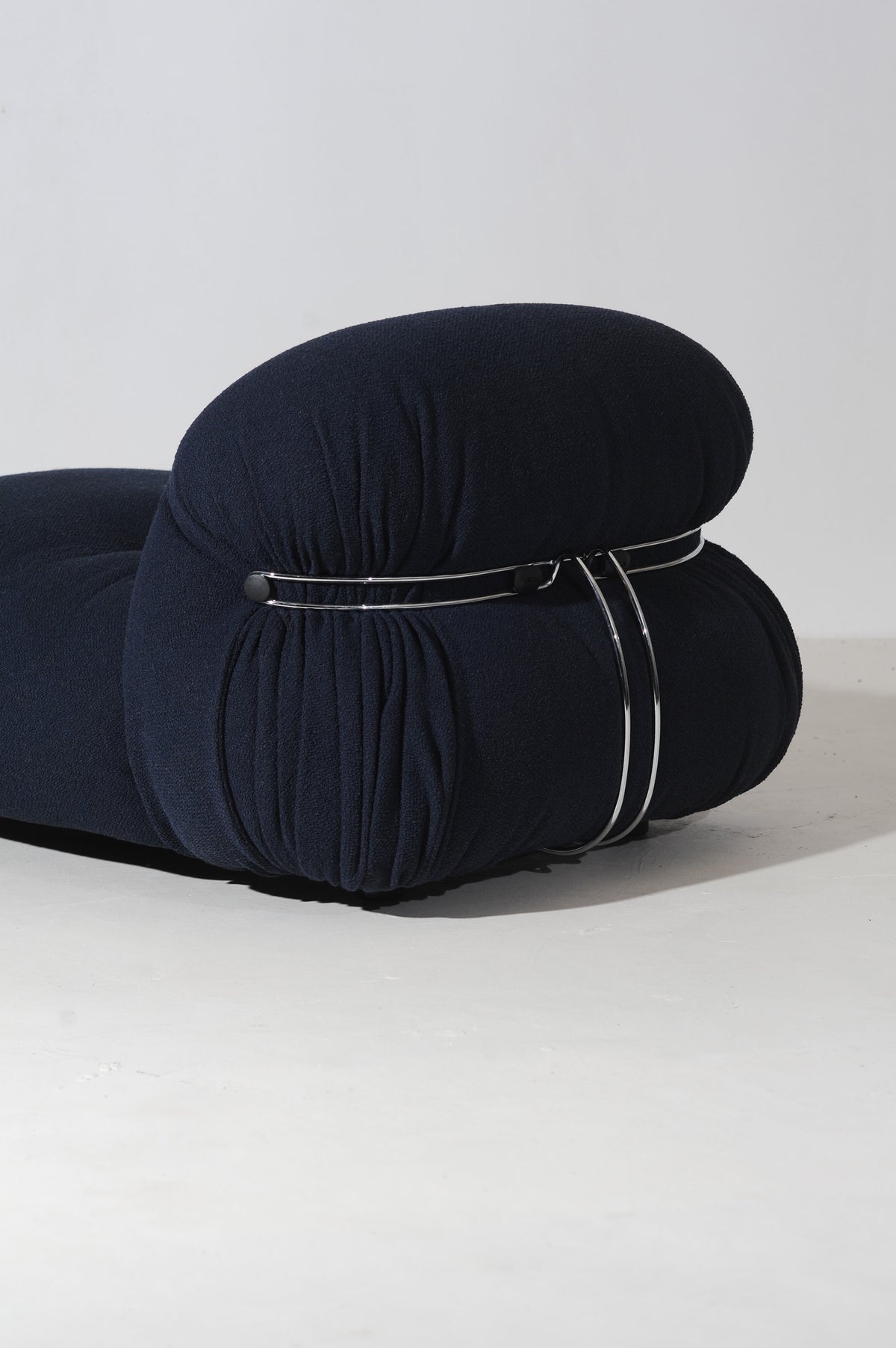 Soriana Chaise Longue and Pouf Set by Afra & Tobia Scarpa in Navy Boucle — in context