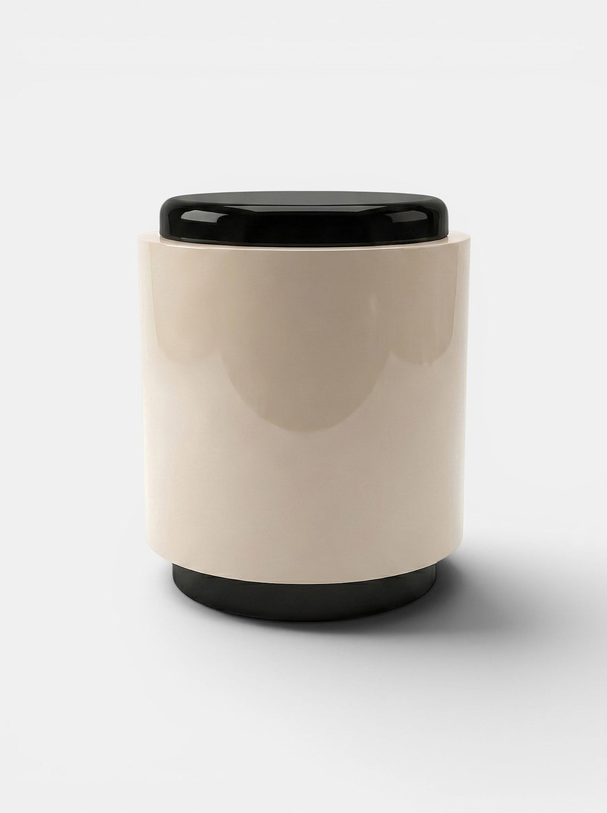 Pompon Off-White And Black — side angle