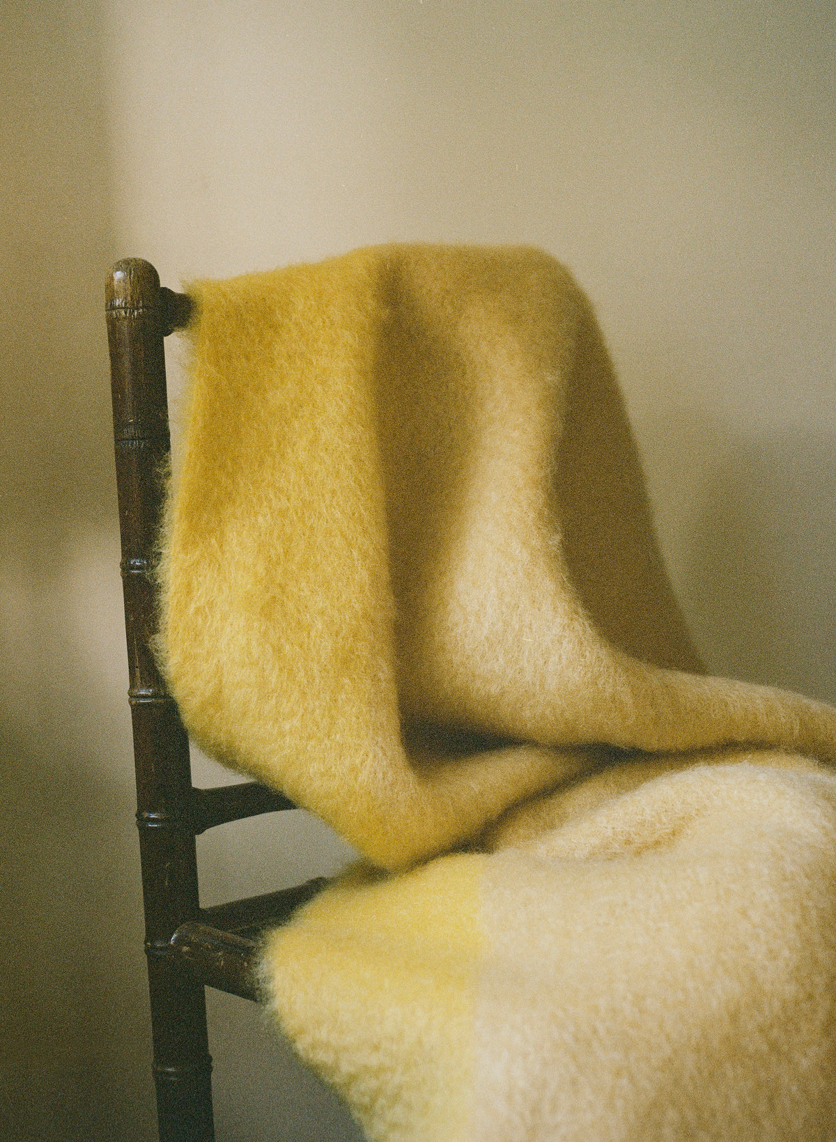 Edition 02 - Brume - Ambre by The Wren | The Oblist
