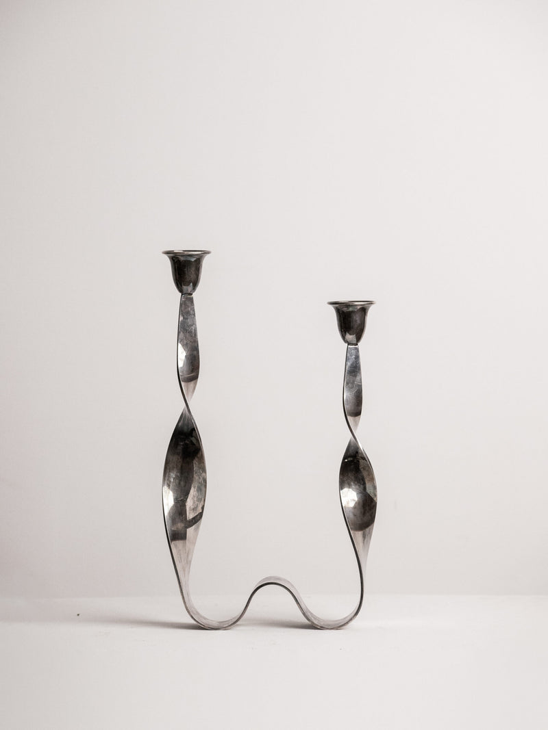 Guido Niest Cobra Candelabra, Asymmetrical Twisted Ribbon, Silver Plated, Postmodern Italy 1980s by Studio Ecubed