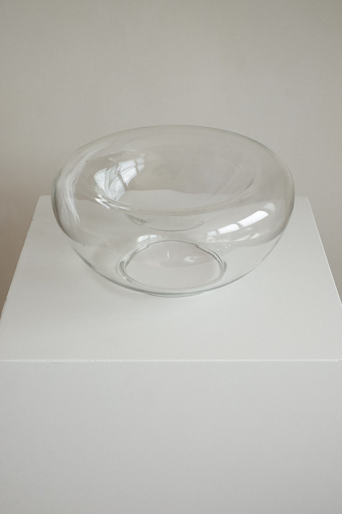Double-Walled Glass Bowl — detail view