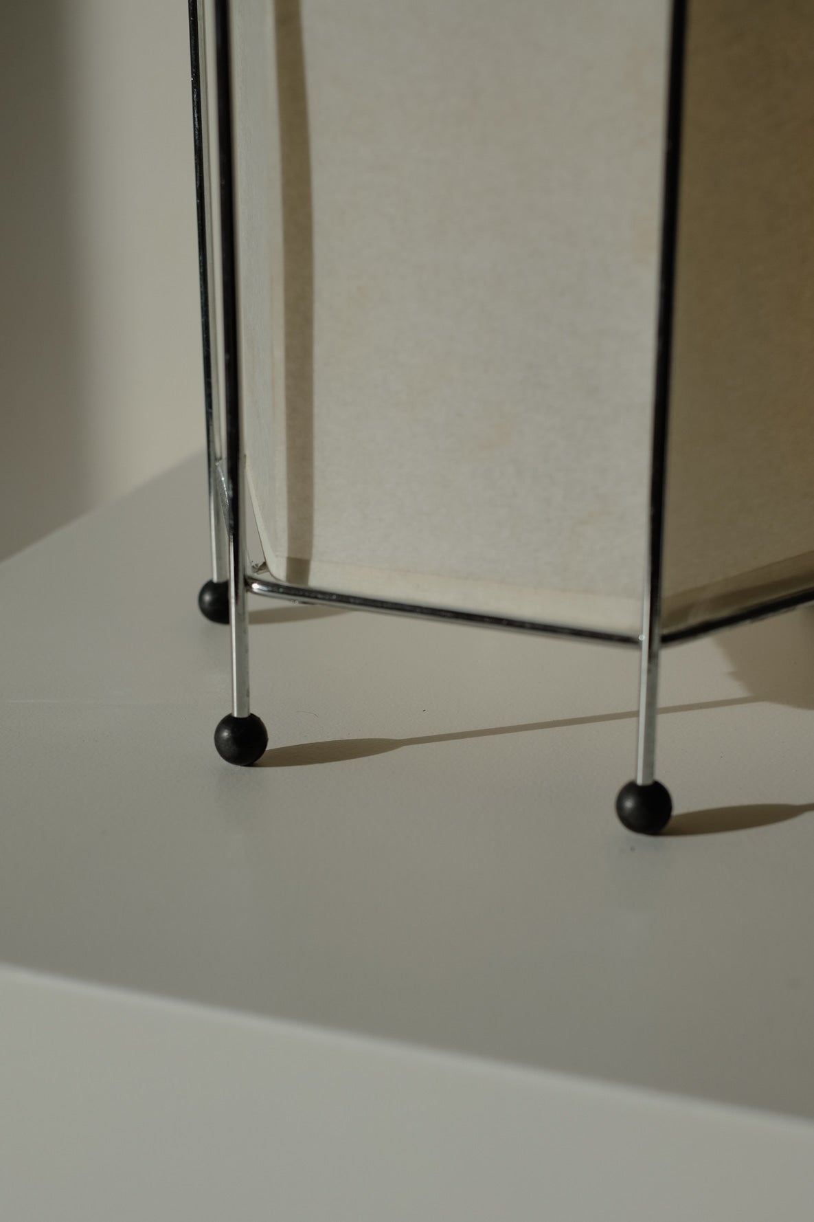 Japanese Rice Paper Table Lamp — close-up of metal legs and rice paper shade