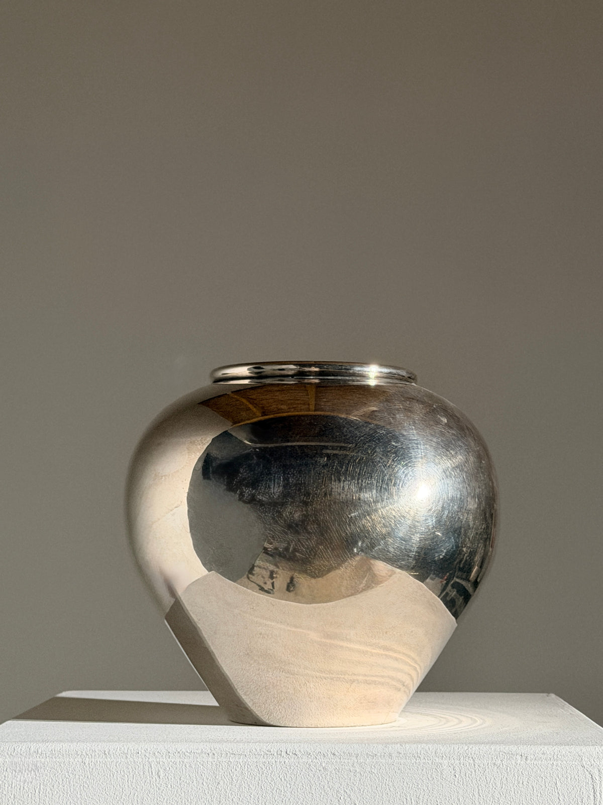 Silver-plated metal vase, Art Deco, France, circa 1930.  by Figuresdesign | The Oblist
