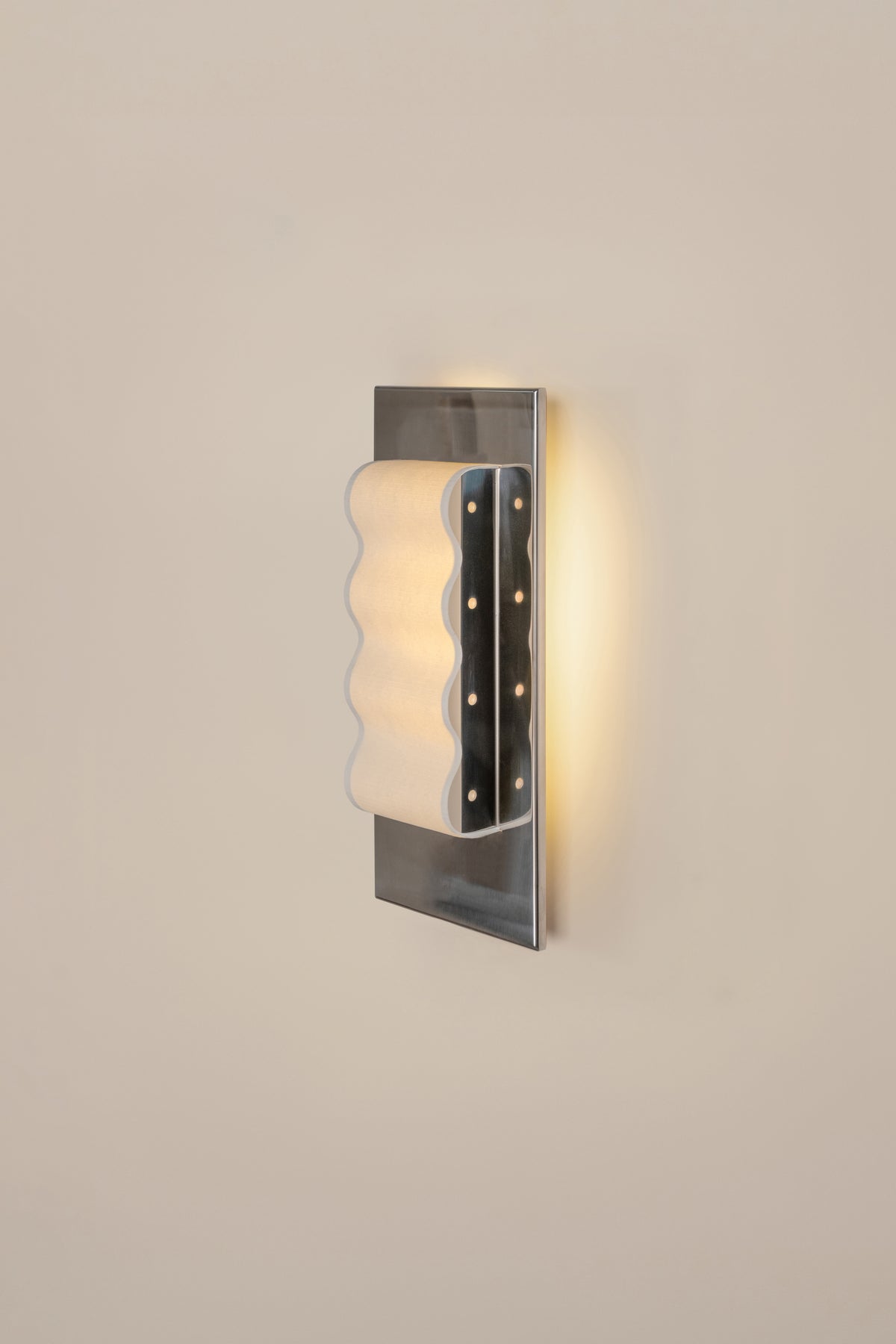 Frame Slim M CE — in context