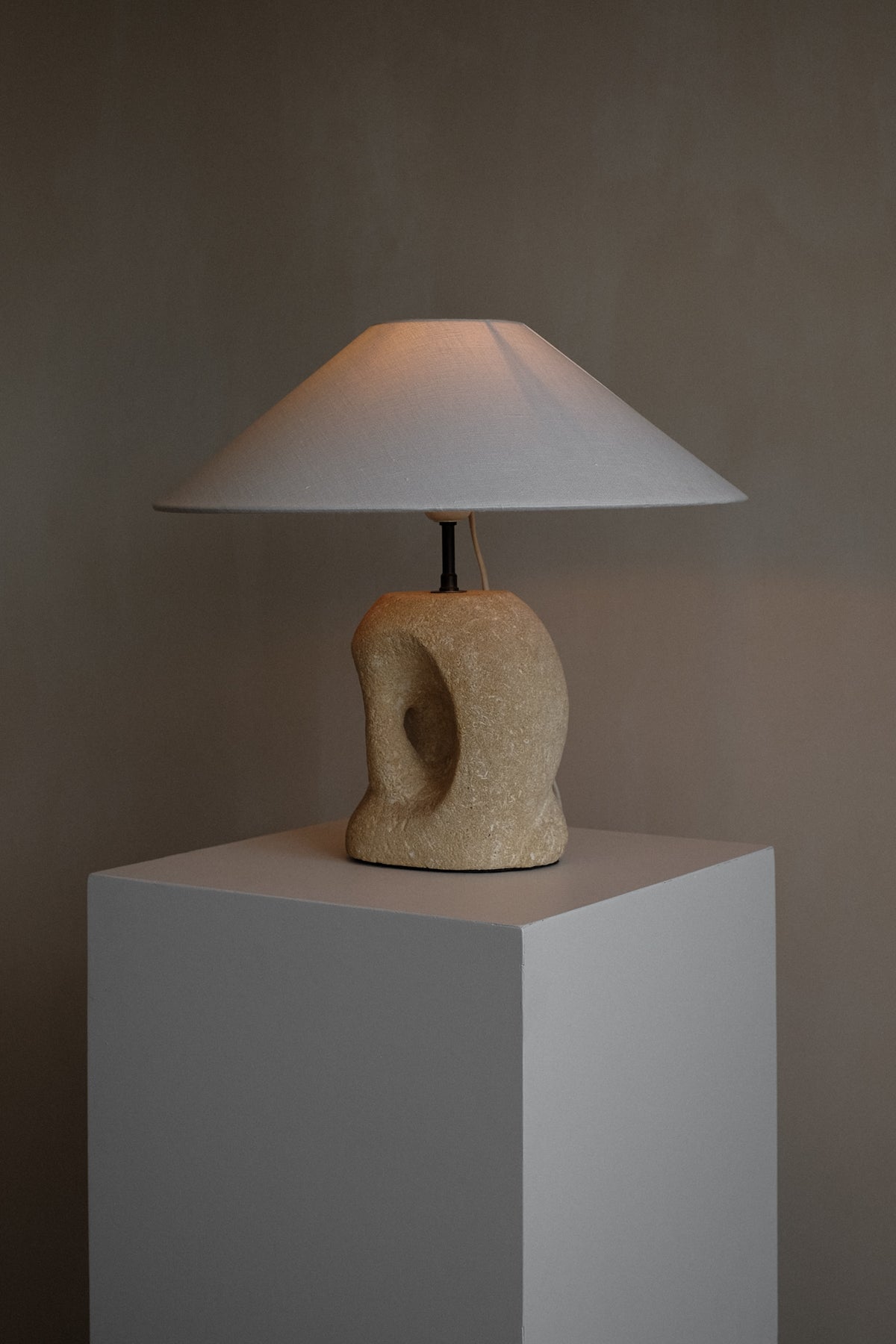 Table Lamp in Hand-Carved Stone by Pierre-Albert Tormos, 1970s — detail view