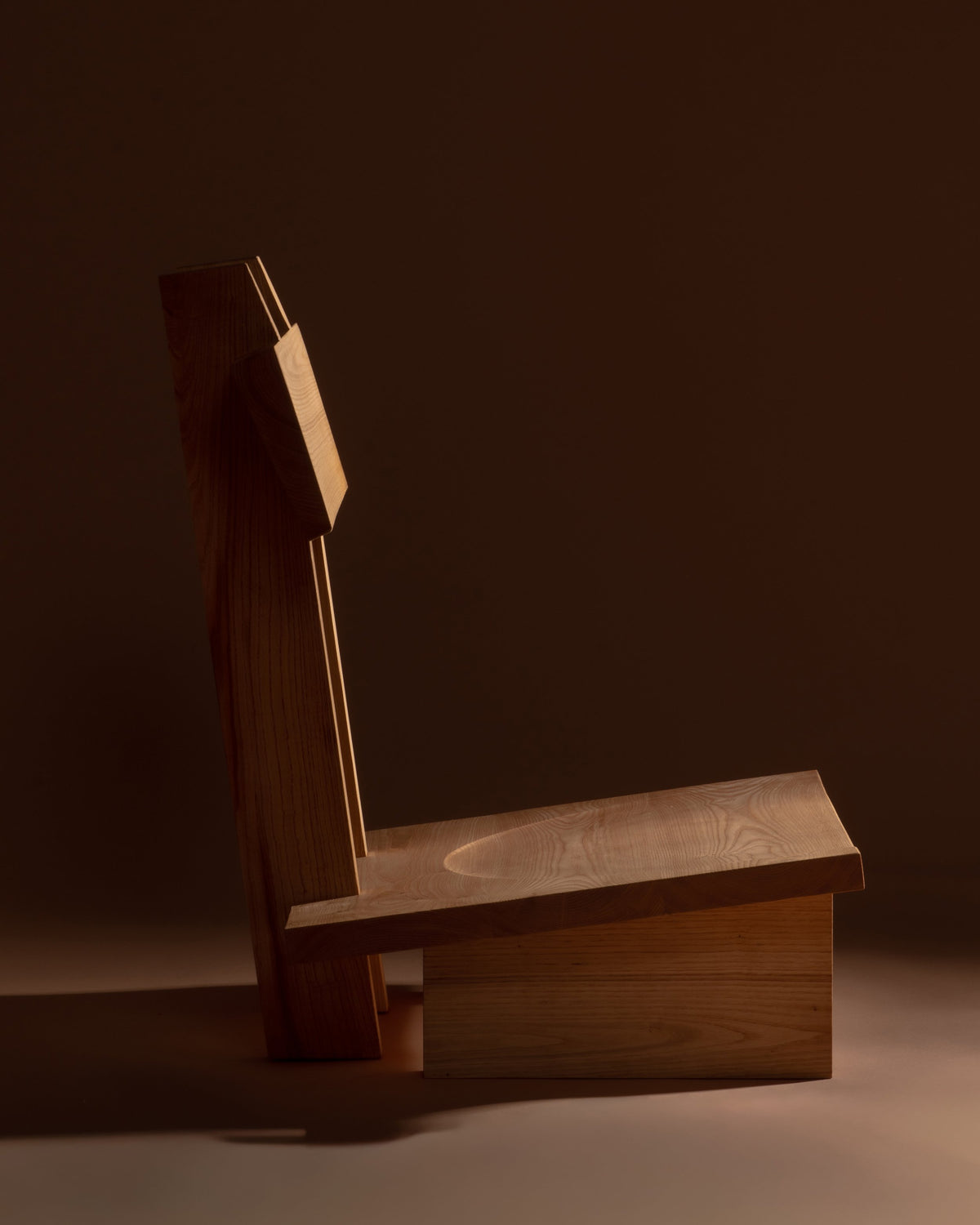 Low Reader — view 9