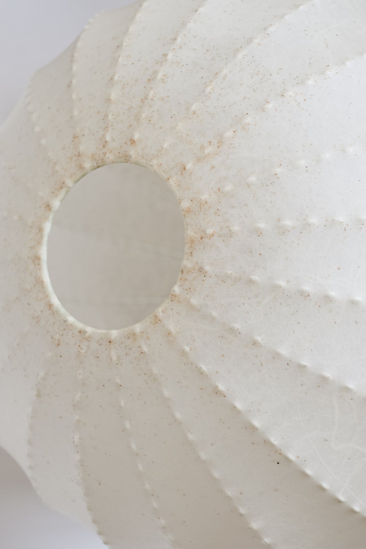 Cocoon Lamp 1960s — top view of white textured shade