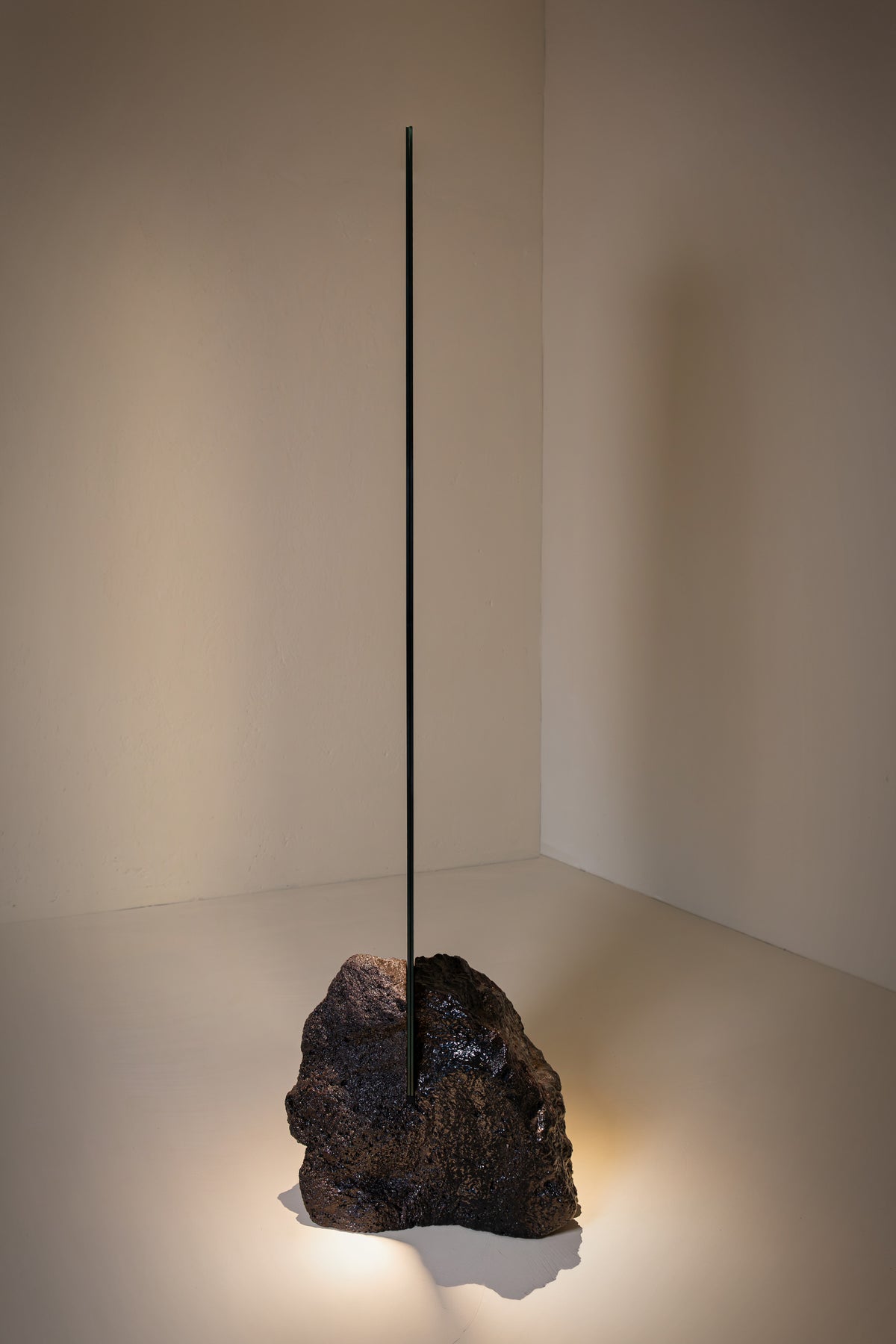 GOLDEN ETNA Mirror - Contemporary Mirrors in Stone — in context
