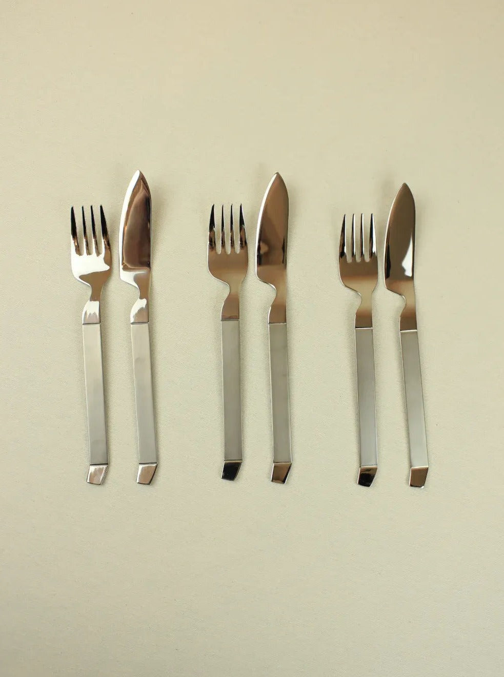 Modernist fish cutlery set with sleek stainless steel design and ergonomic handles