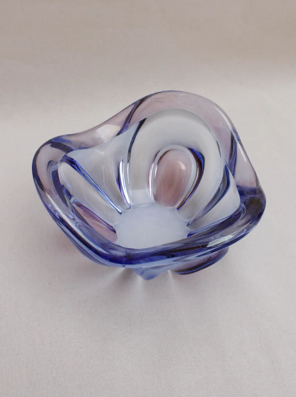 Handcrafted Murano glass bowl centrepiece in vibrant colors and unique design