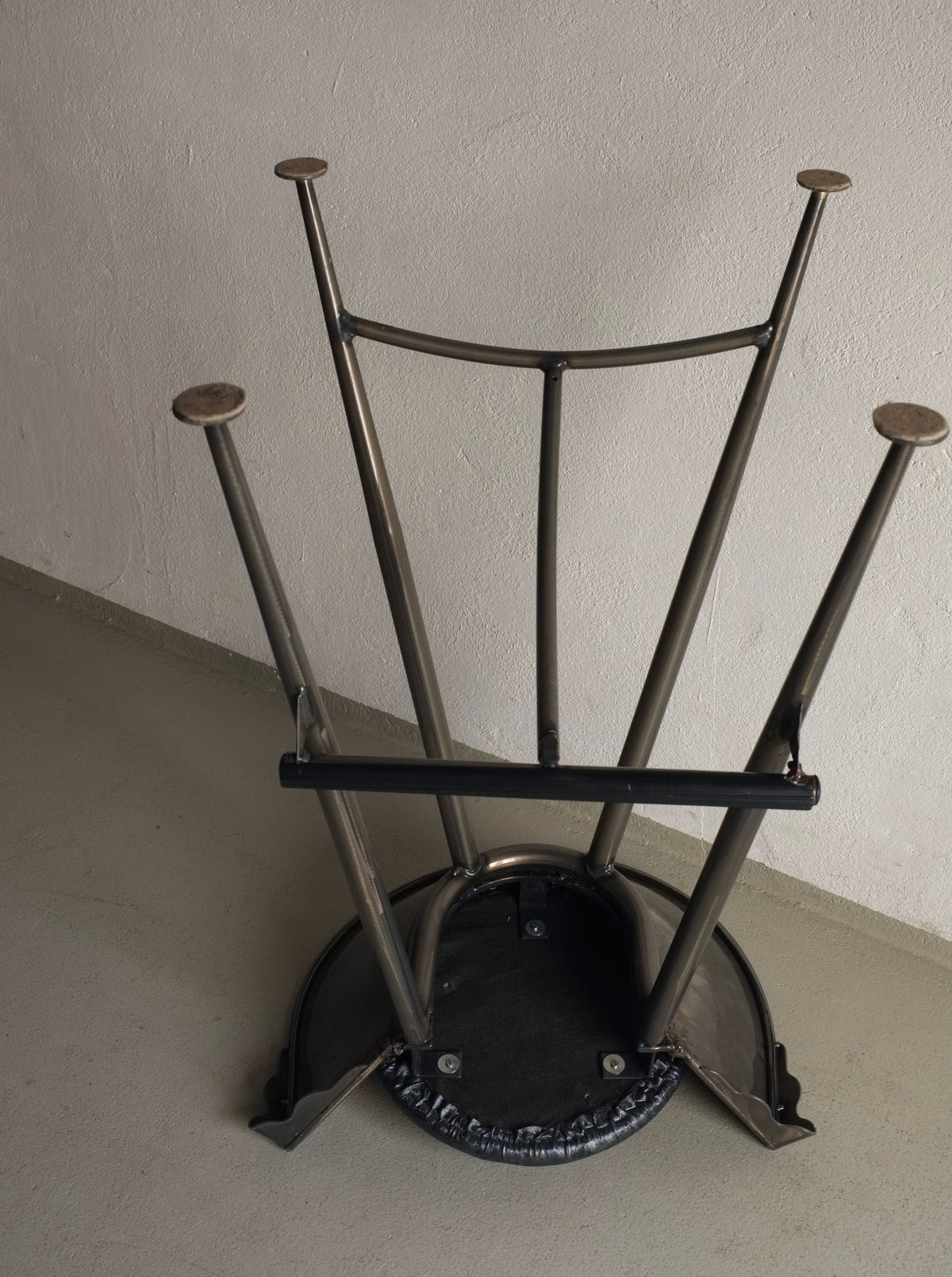 Set of 2 vintage 1980s bar stools with Brutalist design crafted from cast metal