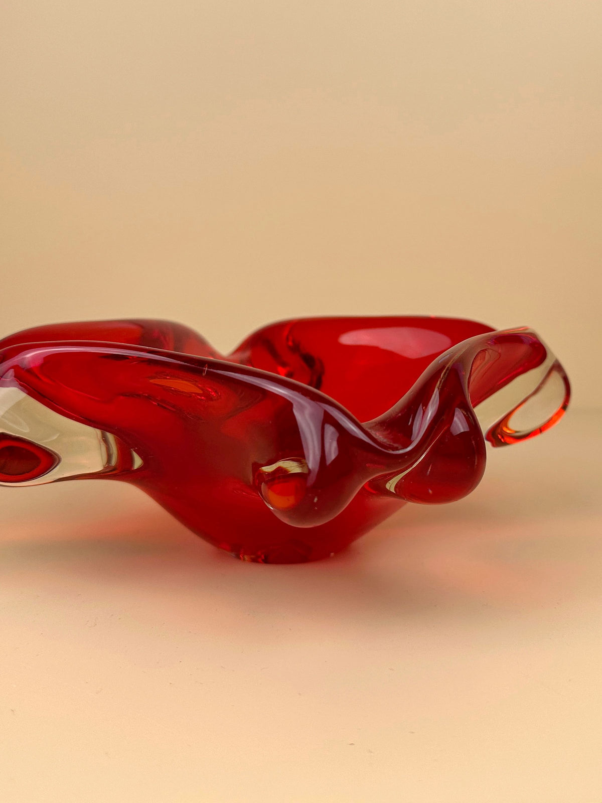Collectible Murano Glass Bowl from the 1970s with stunning artistry and colors