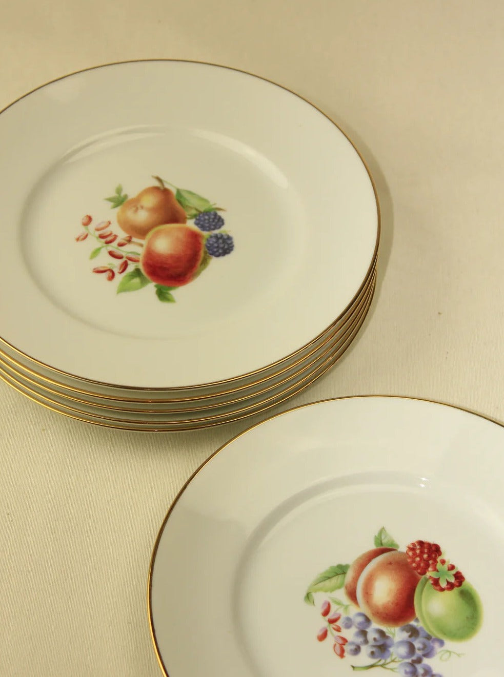 Set of 8 Italian dessert plates in vibrant shades of blue and yellow
