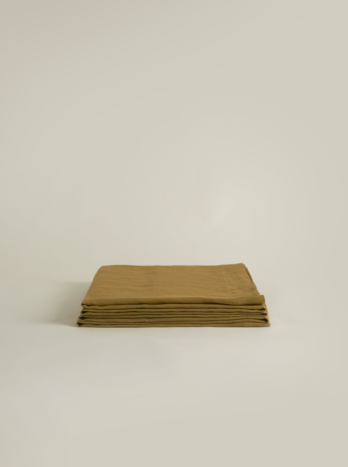 Eco-friendly hemp flat sheet for a cozy and sustainable bedding option